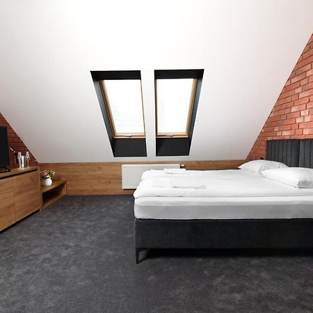 Bed and Breakfast Ostoja Garden Brody  Exterior foto